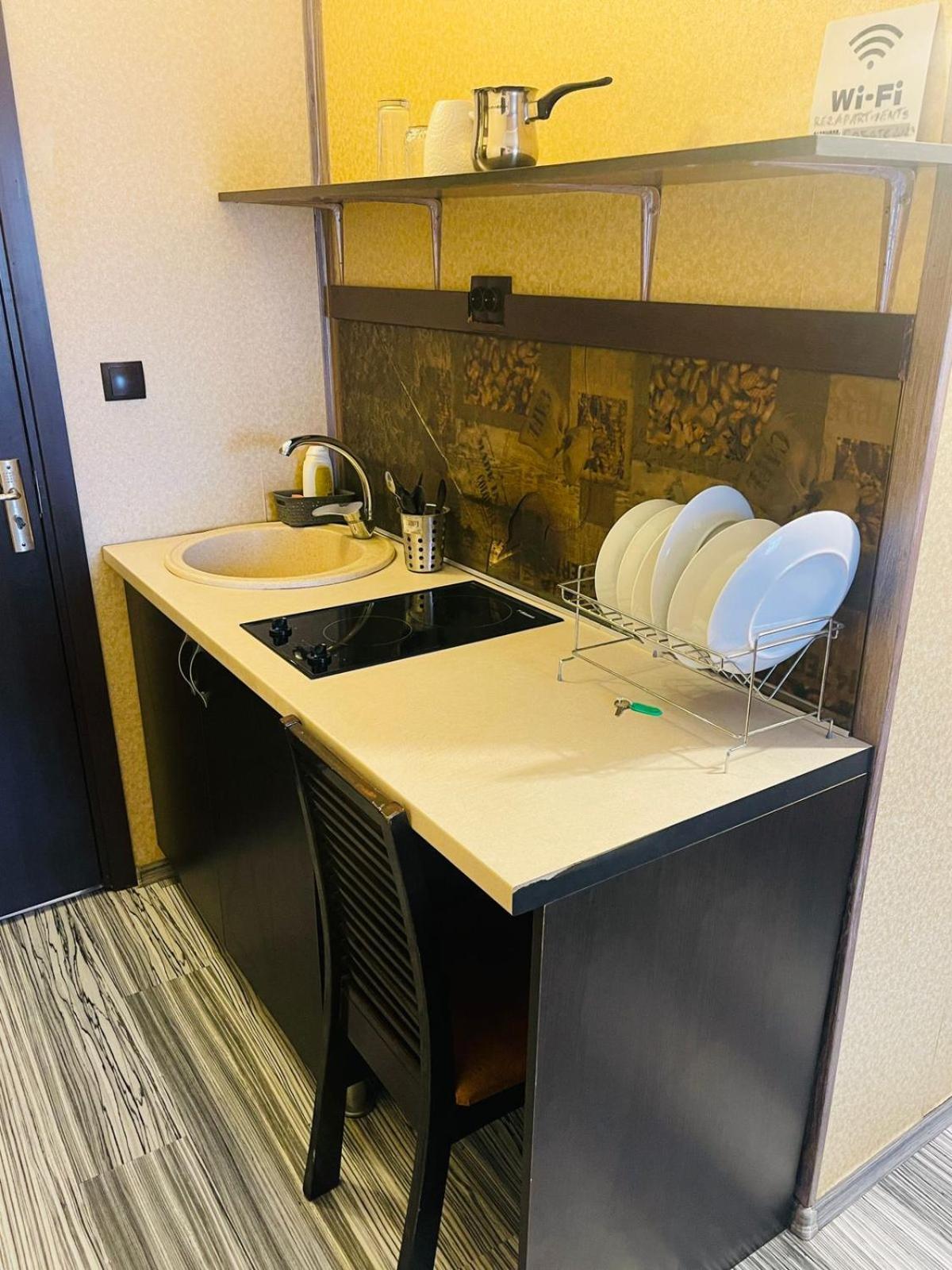 Urban Rez Suites Iasi Esterno foto